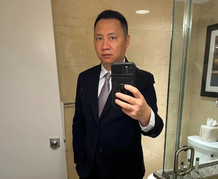 王丹極力撇清性侵未遂指控　李男秀出對話紀錄反擊：1句道歉這麼難？