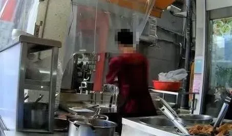 噁爆！北投牛肉麵名店「抹布水煮麵」？Google一星狂洗版　闆娘澄清：換新水