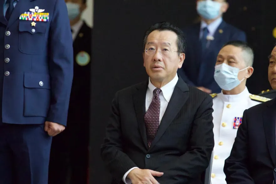 稱公布監控解放軍照「不再受制於人」　黃揚明酸顧立雄可悲：掩耳盜鈴
