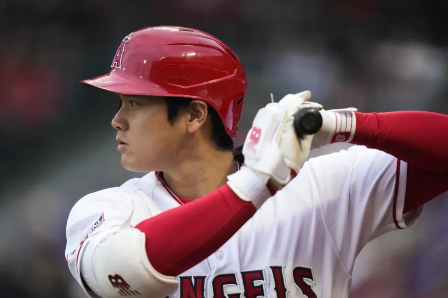 影/三壘打變全壘打！大谷翔平本季16轟出爐　搞笑「釣到」鈴木誠也