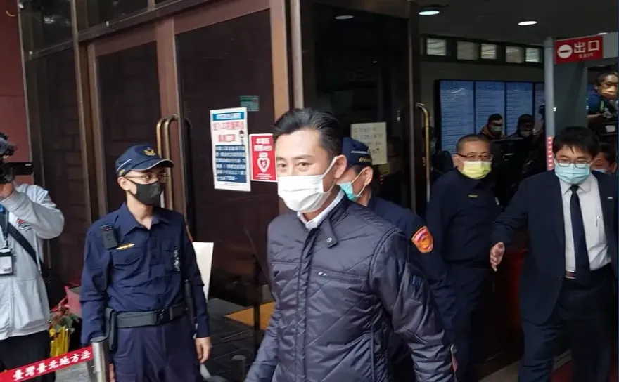 曾讓林智堅論文抄襲翻車！余正煌涉吸金5000萬　今晨50萬元交保