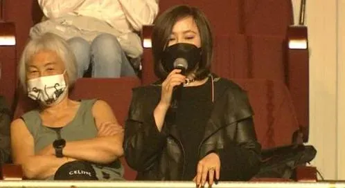 快訊/江蕙封麥8年後開唱了！張清芳演唱會座位上2句《家後》　歌迷嗨爆