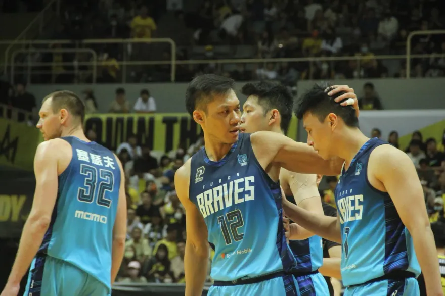 林志傑+塞瑟夫合砍50分！勇士搶下天王山之戰率先聽牌