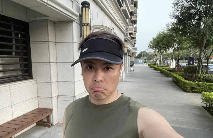 劉至翰聲援許傑輝遭批！下秒卻發「親妹被性騷決議書」　網傻眼：轉得有夠快