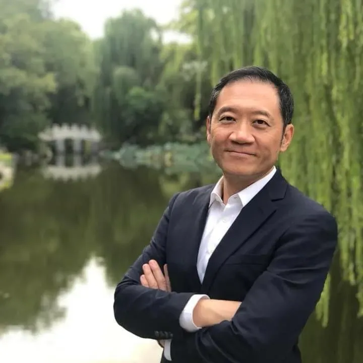寶成集團副總羊曉東涉性騷擾「摸內衣、十指緊扣」　盧秀燕：立即解職市政顧問
