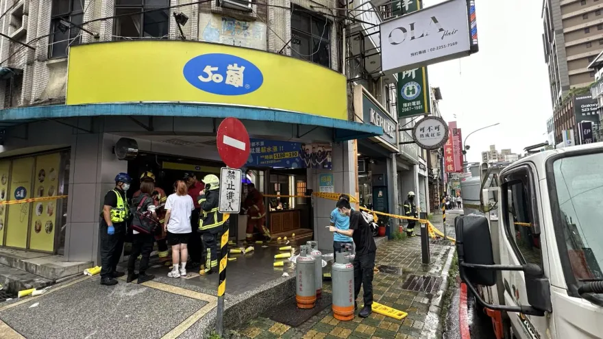 快訊/板橋中正路五十嵐瓦斯氣爆　4人受傷送醫急救