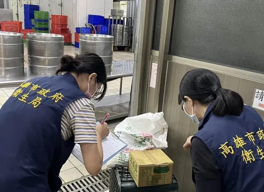 營養午餐出包！中央廚房「驚見老鼠亂竄」　高雄衛生局出手了