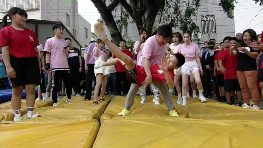 15歲國中生揚言過肩摔！胡瓜怒：摔一個60歲的老人像話嗎？