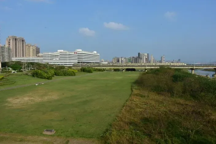 新竹男爽尿、眼前驚見白骨！頭前溪河濱公園「身份是走失男性」