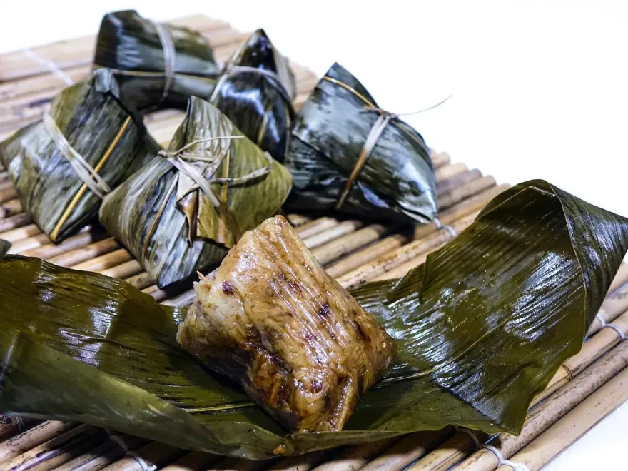 別再加醬油、甜辣醬！　內行人曬粽子暗黑料理：加糖才好吃
