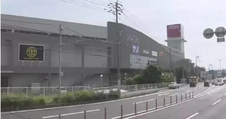 7旬嬤陳屍「頂樓停車場」　驗屍結果太離奇：跌倒2天被曬死！
