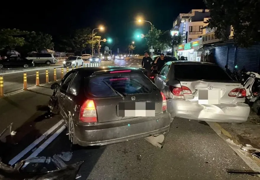 影/恆春男與妻吵架服安眠藥　駕車衝撞4車持球棒下車肇逃