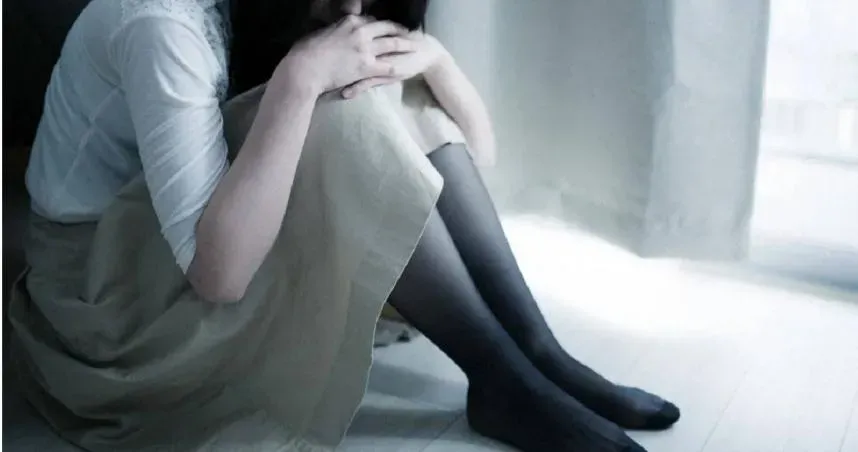 大咖主持人遭爆強吻拍裸照！誘騙女子「妳流淚也很美」　受害者：他絕不清流