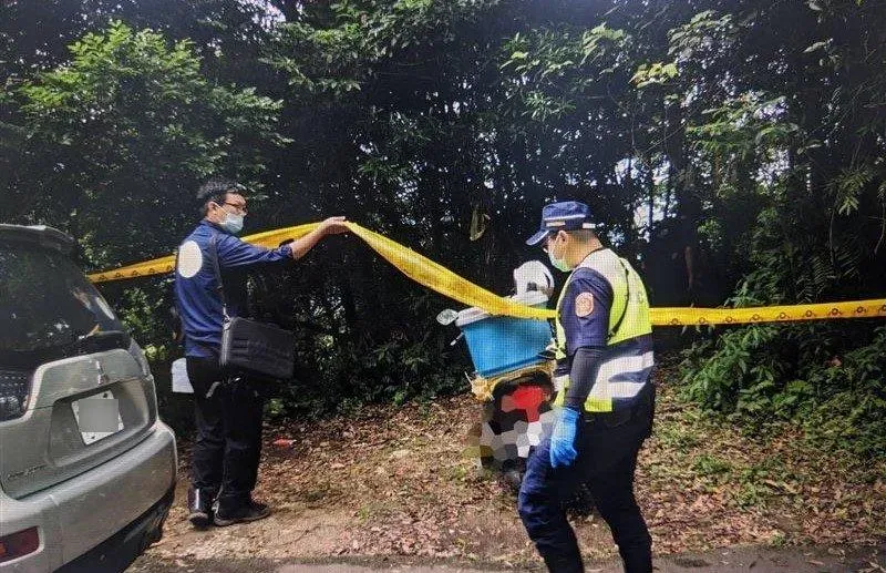 快訊/離奇帳篷藏腐屍！男三峽山區抓昆蟲聞惡臭報警　現場僅有悠遊卡