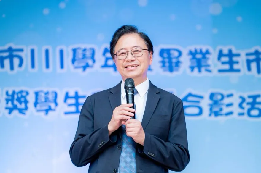 張善政遭爆兒子出國送機享禮遇特權？！航警局這樣說