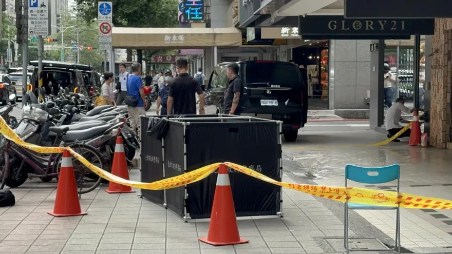 快訊/北市東區街頭女子墜樓　屍塊四散明顯死亡警封鎖現場