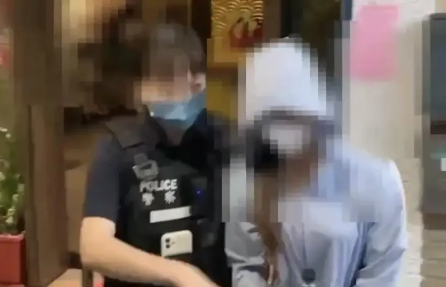 影/暗藏春色！按摩店越南籍女師有加價服務　警上門查緝見「活春宮」