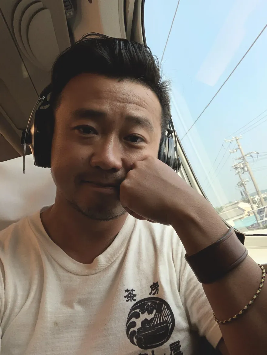 《地獄里長》導演被控性騷！前製片爆游智煒「酒後捏大腿」疑慣犯