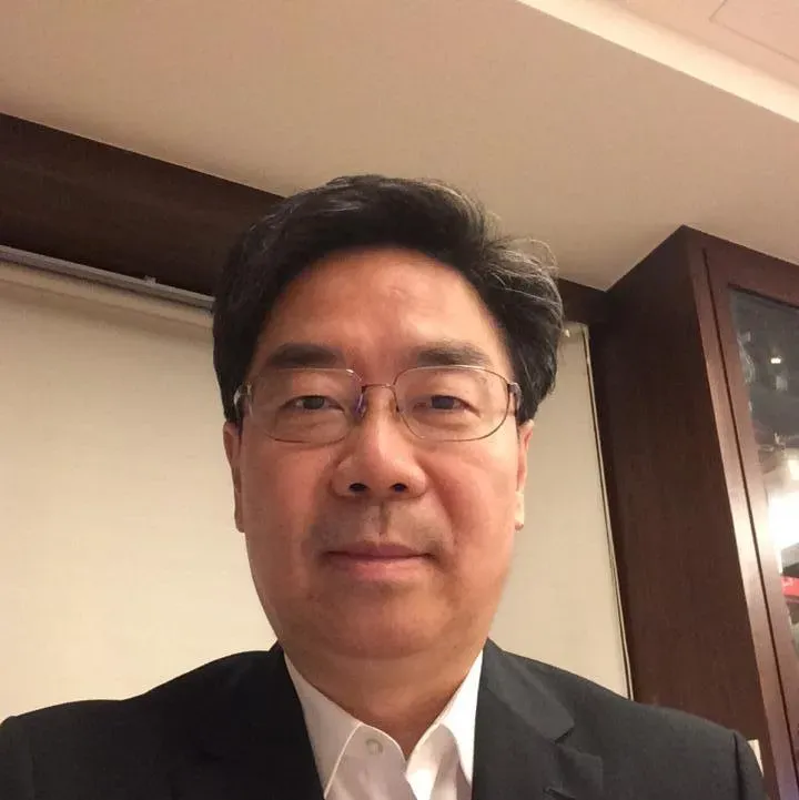 前駐泰國大使兼館長性騷擾！莊碩漢對女部屬拉小手、叫到房間　監察院通過彈劾