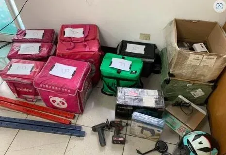 就是想偷！屏東潮州慣竊狂A外送箱　警衝他家逮人驚見連「這些東西」也不放過