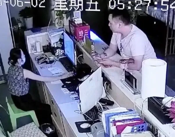 29歲新手爸凌晨衝足療店「按摩」離奇暴斃亡　家屬質疑店家「做黑的」怒索賠
