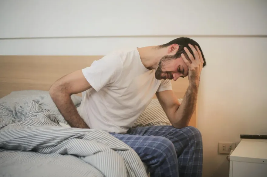 40歲男常喊肚子痛...就醫脫口1句「肚臍會跳耶！」　醫嚇壞：超危險