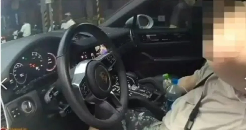 保時捷「沿路滑行」！北市男熟睡路中央叫不醒...警破窗聞濃濃酒味