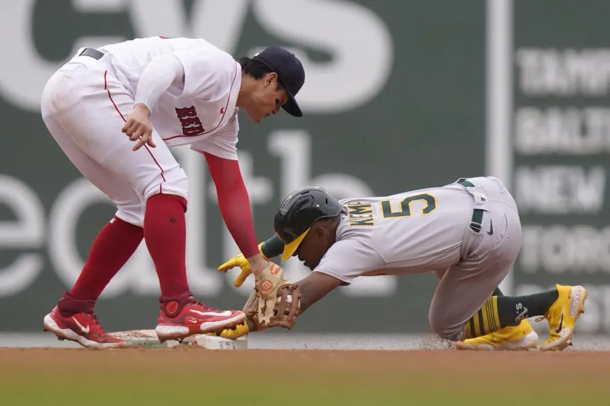 影/張育成保送上壘！吉田正尚超前轟　紅襪橫掃5連勝