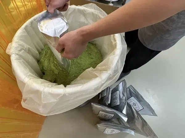 快訊/抹茶粉過期照用「帕米貝可蝴蝶酥」2萬片黑心產品　北市衛生局令下架並開罰