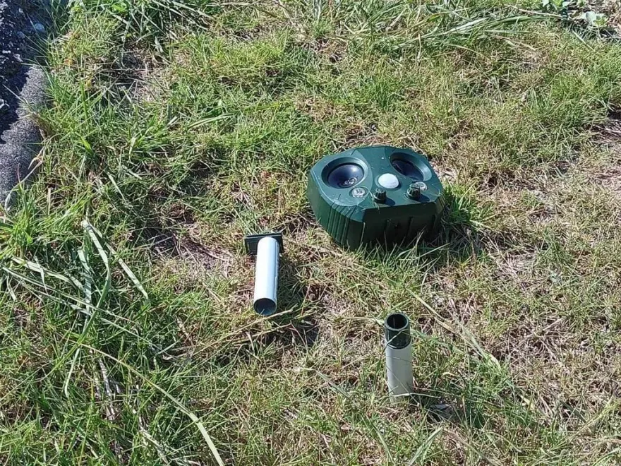 七星潭流浪犬驅趕器遭惡意破壞！花蓮縣府報警徹查呼籲保護公有財物