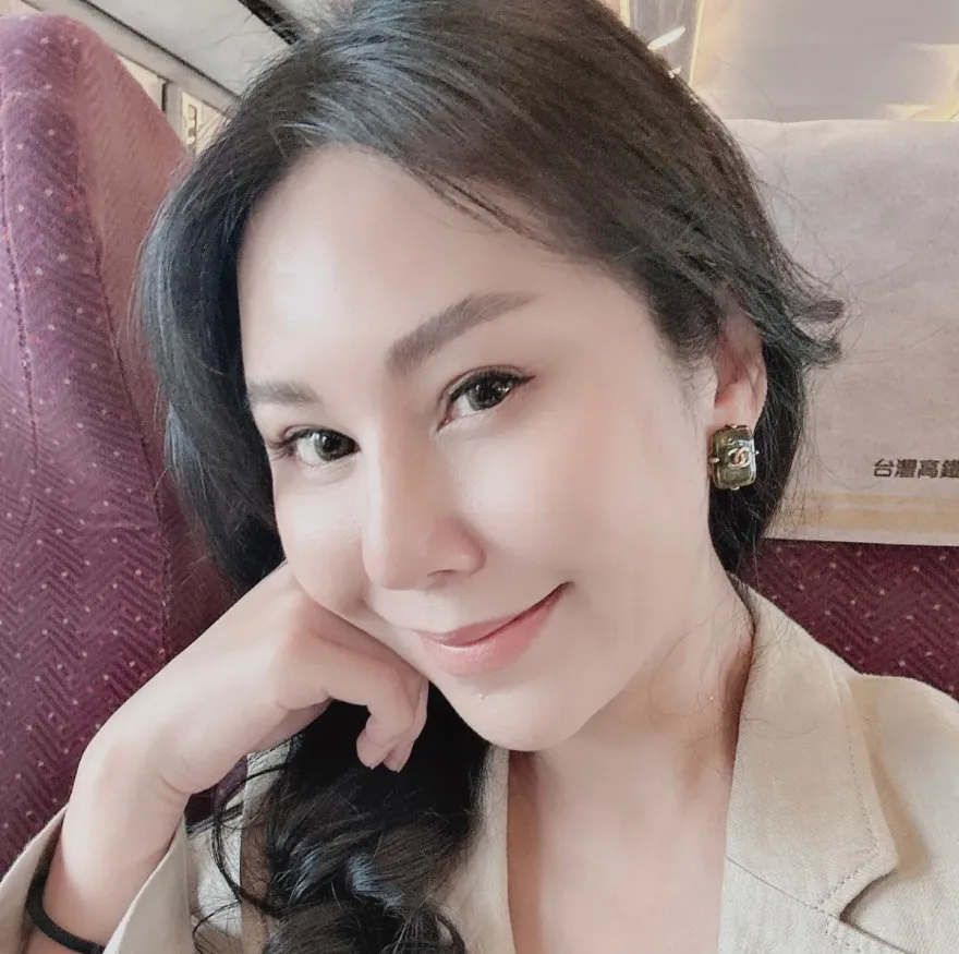 洪曉蕾「扁桃腺發炎」脫險境本週將返台　兒子曝現況：不太能說話
