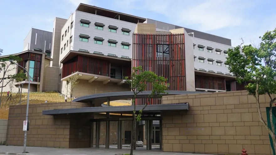 AIT擴建蓋那麼大倉庫要幹嘛？郭正亮傻眼：難以想像