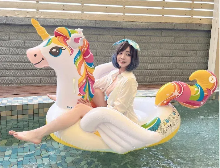 「雪乳戰神」上凱道！郭鬼鬼認了有女兒後首現身