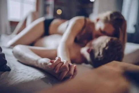工讀美眉變伴遊妹！人夫吃「窩邊草」甜蜜出遊還陪手術　正宮怒告二審終於贏了