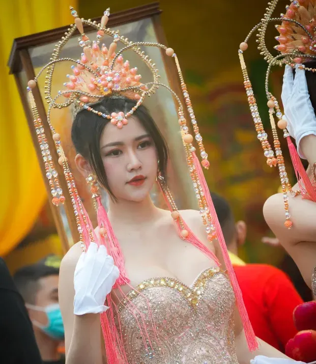 正妹禮生美家認被拍「私密處特寫」！爆攝影師不道歉：以為妳尺度大