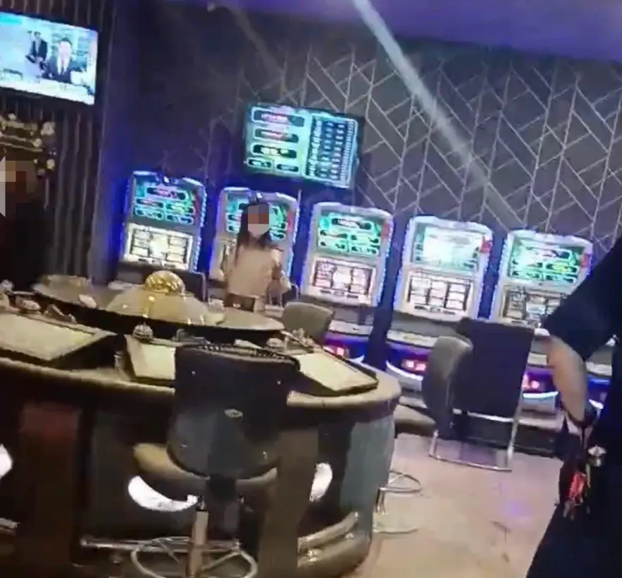 影/輸不起？台南莽男自稱5年輸上百萬　拿滅火器狂噴遊藝場再自首