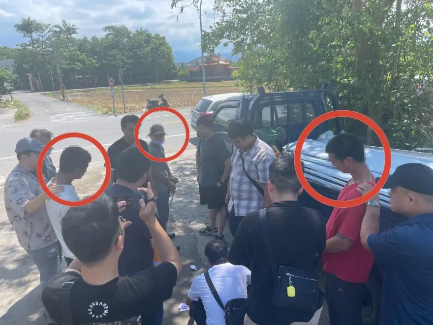 影/鎖都不橇了直接搬走門！礁溪警破專偷鋼鐵製品竊盜團　逮3嫌還搜出毒