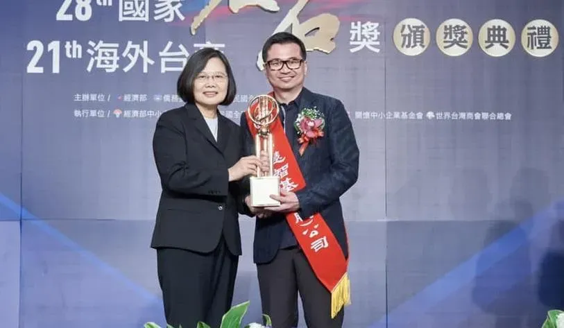 名醫蘇怡寧遭親妹檢舉不起訴！她怒提再議案情逆轉　被挖出2877萬逃稅