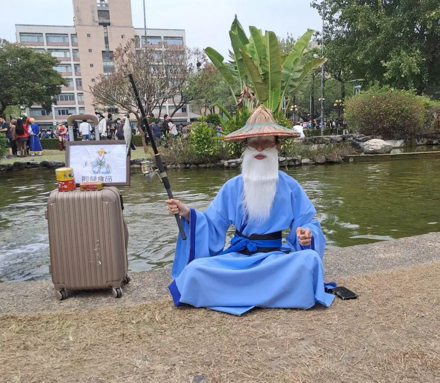 颱風天前夕驚見野生罐頭？　一張照片勾起台灣人的回憶