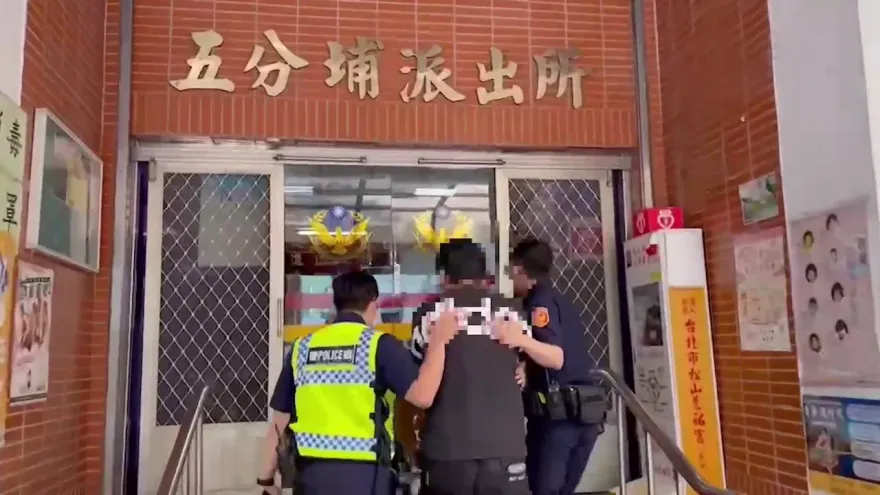 影/嫌小黃太吵被圍毆！台北男嗨歌完KTV門口挨揍　2運將落網、1人在逃