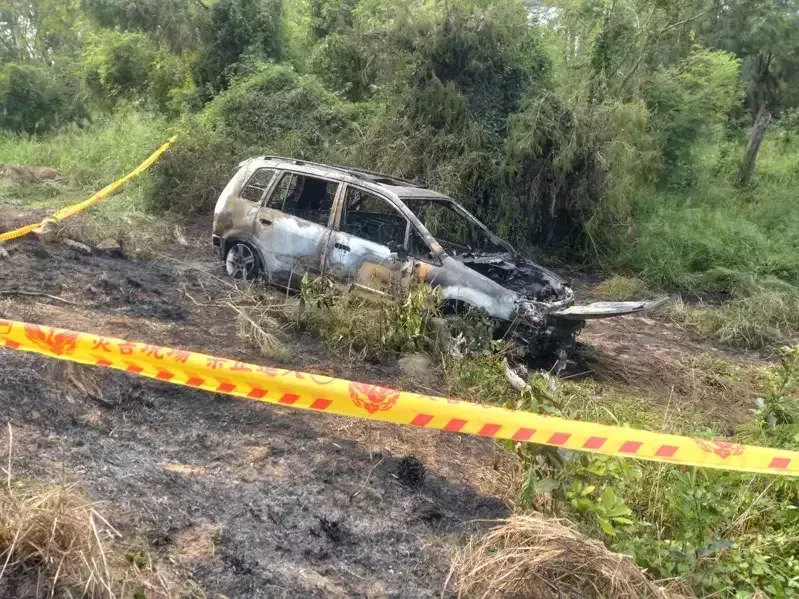 網美打卡景點驚傳火燒車！駕駛「遭火灼傷」車外哀嚎求救　送醫宣告不治