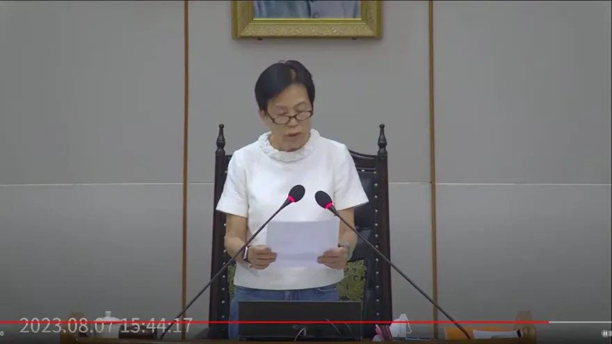 「6連霸議長」主持議會突宣布辭職！劉陳昭玲上月千萬交保　澎湖地方政壇震撼