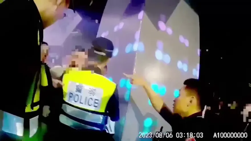 影/廁所擦撞火上來！北市信義區夜店10屁孩「幫出氣」　警逮4嫌