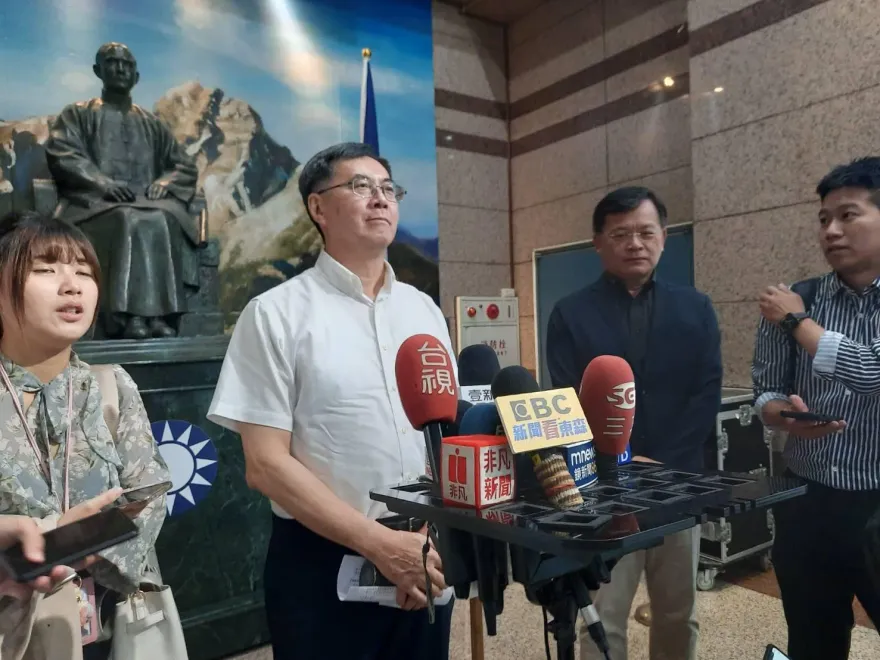 徐耀昌喊「下架國民黨」稱口誤！ 考紀會回應讓他傻眼：只敢挑軟柿子吃