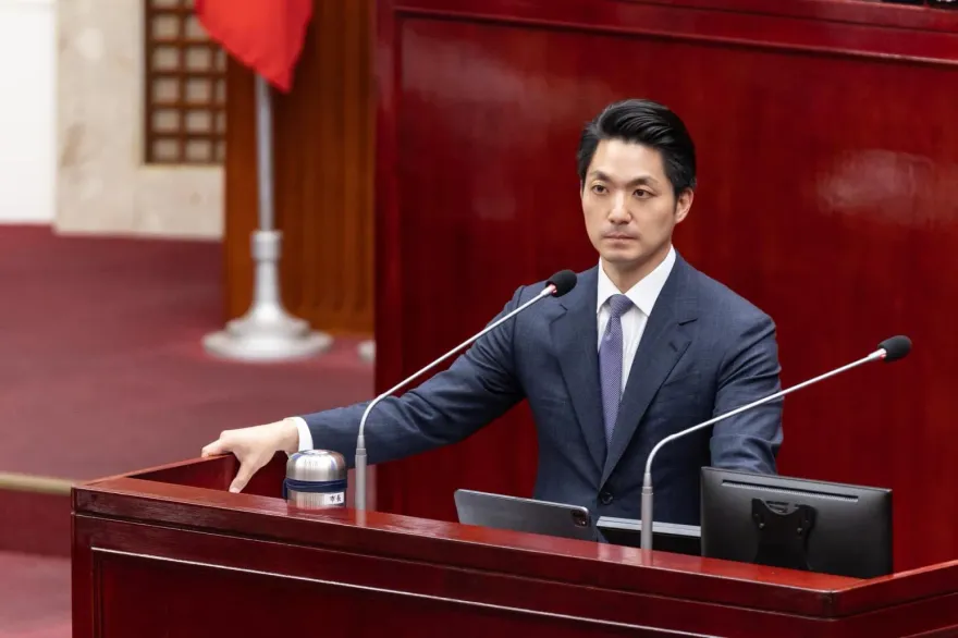 蔣萬安明赴上海雙城論壇！贈陸2禮物曝光「寓意重大」