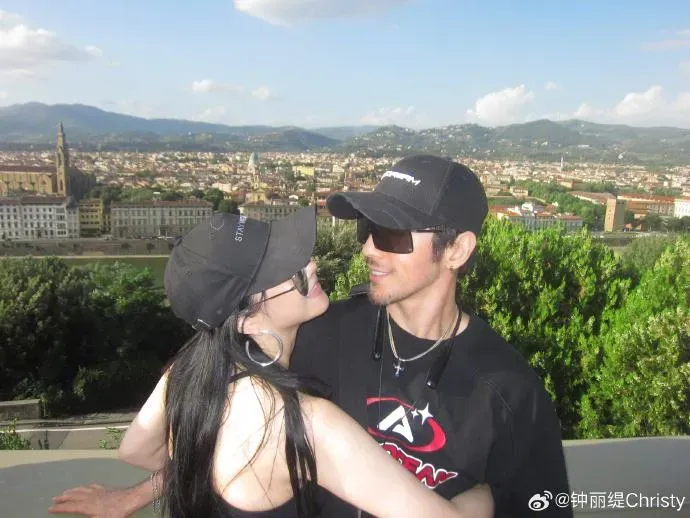 鍾麗緹遭爆婚變！網瘋傳「男方在家偷情當場被捉」　親上火線回應了