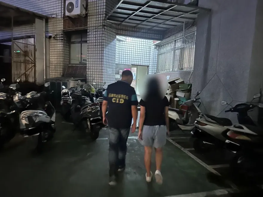 高雄高中女不滿手機遭沒收負氣蹺家　投靠男網友12天尋獲