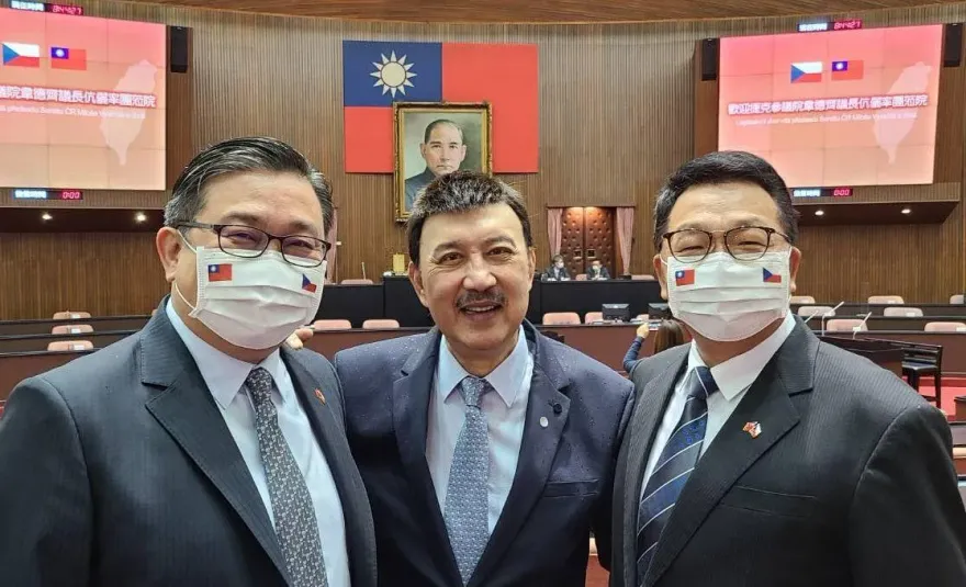 余天驚爆肝臟7公分囊腫　最新病況曝光！醫生建議追蹤觀察