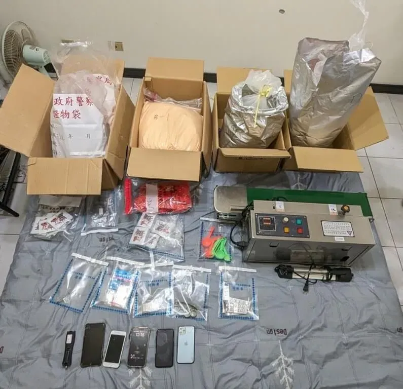 租大樓當毒品咖啡包分裝據點　北市警破獲逮5嫌