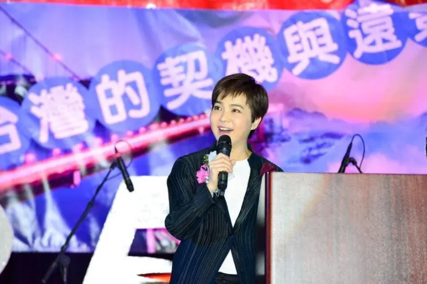直指「這個人」拉弓不射箭　李艷秋點他面臨2個不知：不累嗎？